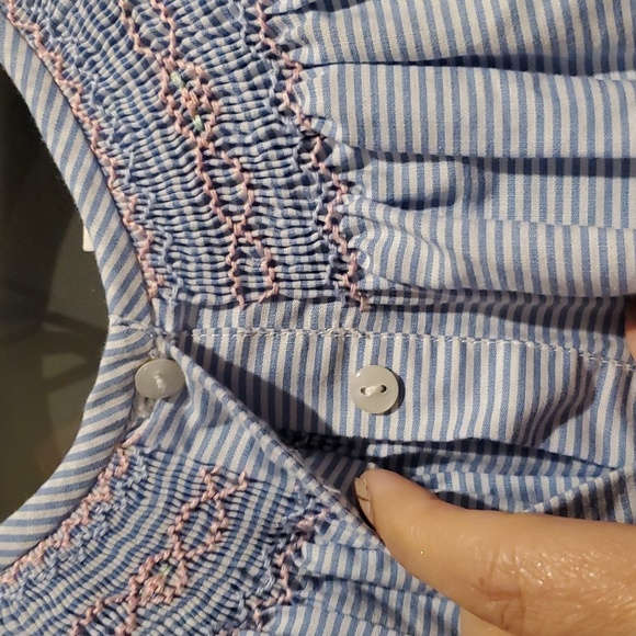 Smocked Giraffe Dress Embroidered - Picture 9 of 12